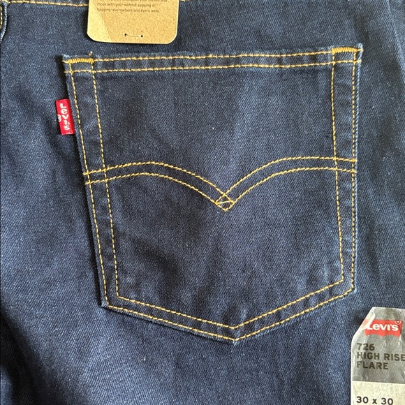 Levi's 726 Flare Jeans Size 30 NWT - Picture 8 of 11